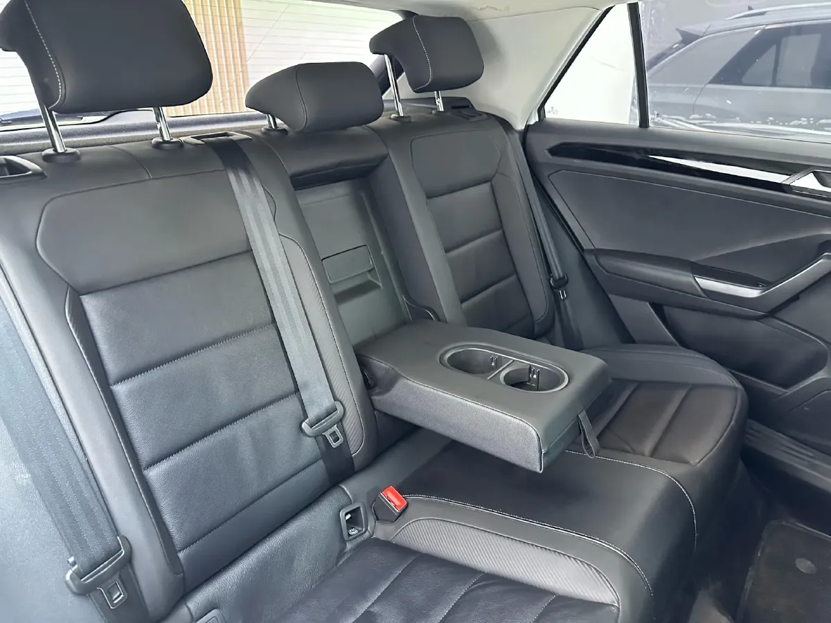 2019 Volkswagen T-Roc 1.4T 150HP L4 7DCT,autocango,china used car exporter,china ev exporter,chinese used car exporter,chinese used ev exporter