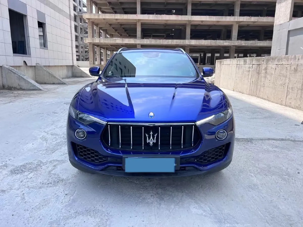 2018 Maserati Levante 3.0T 350HP V6 8AT,autocango,china used car exporter,china ev exporter,chinese used car exporter,chinese used ev exporter