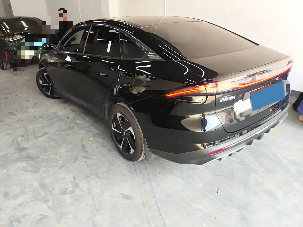 2023 Geely Galaxy L6 1.5T 163HP L4 3DHT PHEV,autocango,china used car exporter,china ev exporter,chinese used car exporter,chinese used ev exporter