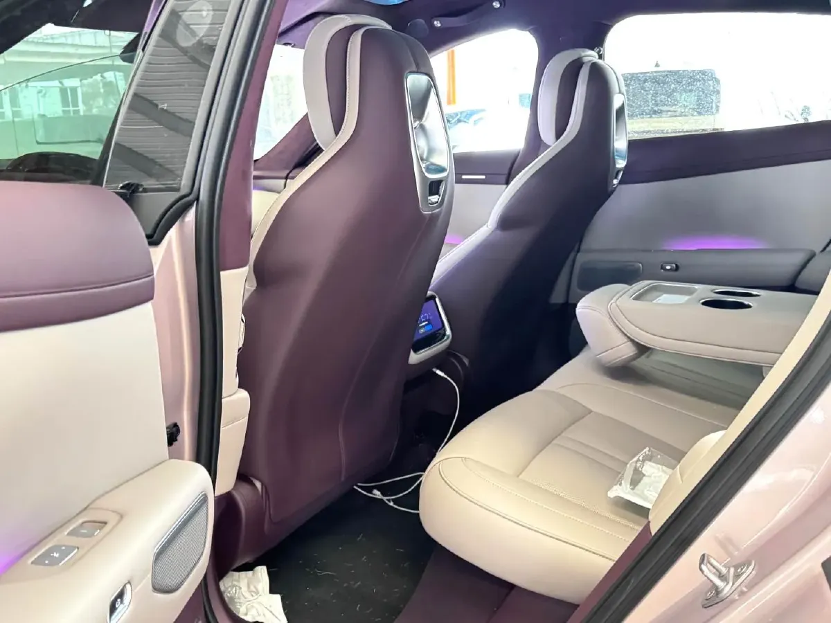 2025 MI YU7 BEV 101.7KWH,autocango,china used car exporter,china ev exporter,chinese used car exporter,chinese used ev exporter