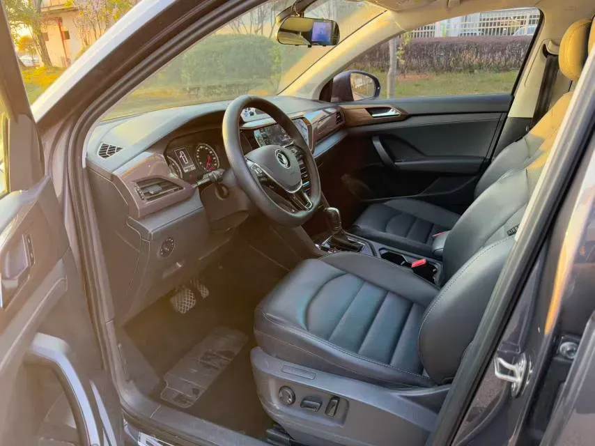 2021 Volkswagen Tharu 1.4T 150HP L4 7DCT,autocango,china used car exporter,china ev exporter,chinese used car exporter,chinese used ev exporter