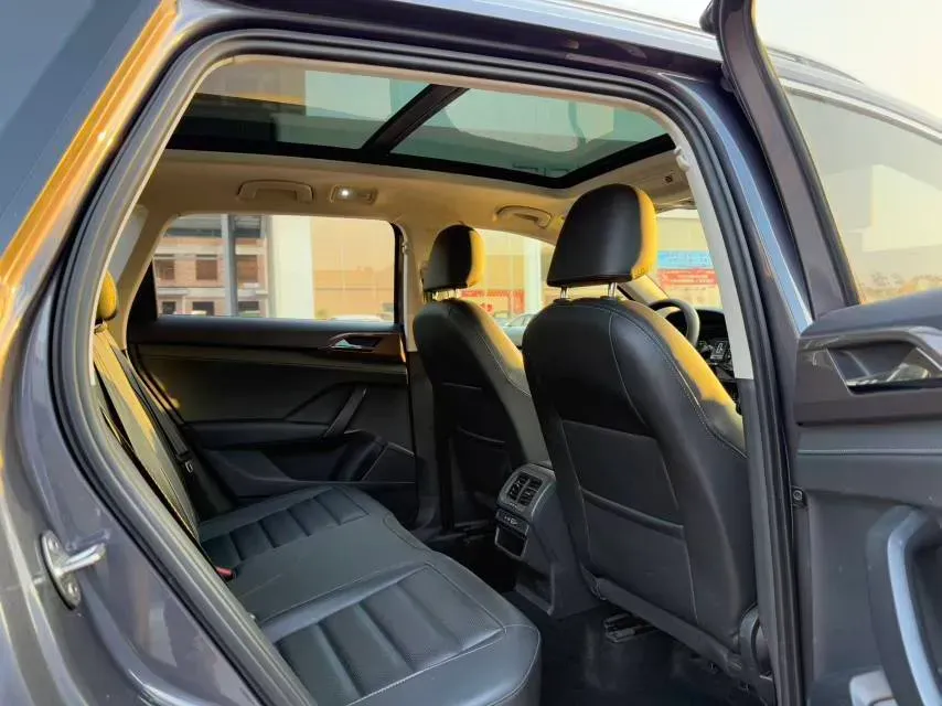 2021 Volkswagen Tharu 1.4T 150HP L4 7DCT,autocango,china used car exporter,china ev exporter,chinese used car exporter,chinese used ev exporter