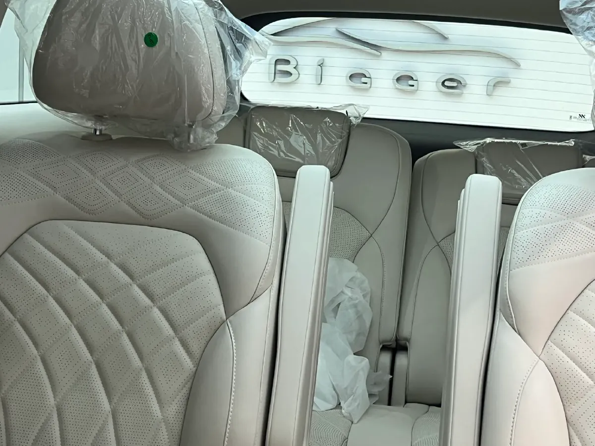 2026 IM LS9 REEV 155HP REEV,autocango,china used car exporter,china ev exporter,chinese used car exporter,chinese used ev exporter