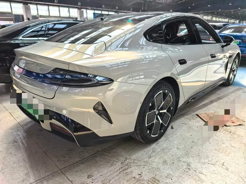 2024 MI SU7 BEV 73.6KWH,autocango,china used car exporter,china ev exporter,chinese used car exporter,chinese used ev exporter