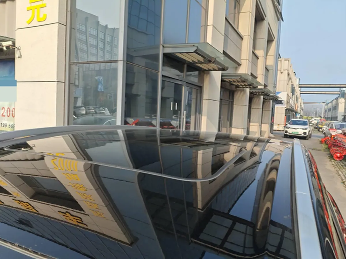 2025 Geely Coolray 1.5T 181HP L4 7DCT,autocango,china used car exporter,china ev exporter,chinese used car exporter,chinese used ev exporter