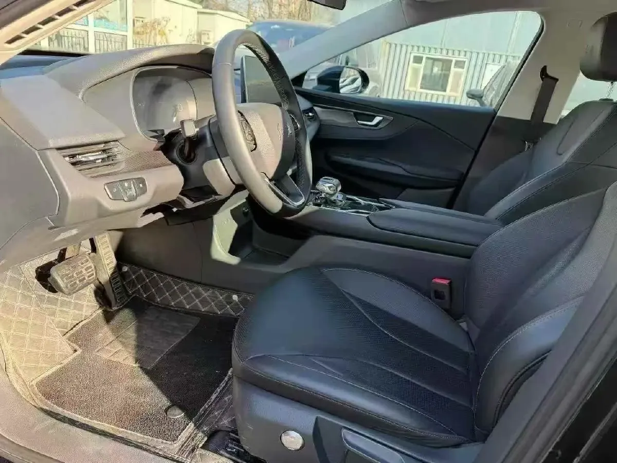 2022 HongQi E-QM5 BEV 54KWH,autocango,china used car exporter,china ev exporter,chinese used car exporter,chinese used ev exporter