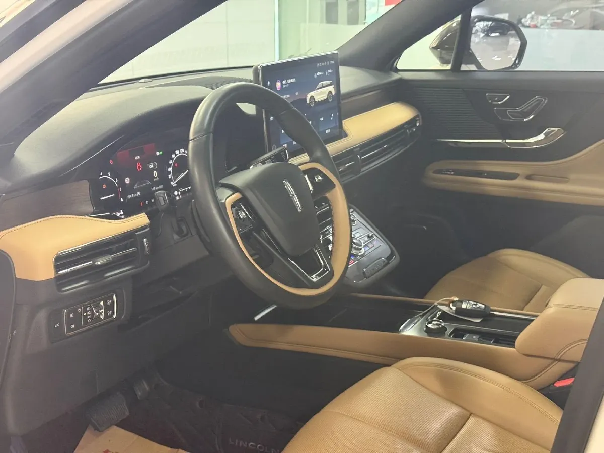 2020 Lincoln Corsair 2.0T 245HP L4 8AT,autocango,china used car exporter,china ev exporter,chinese used car exporter,chinese used ev exporter