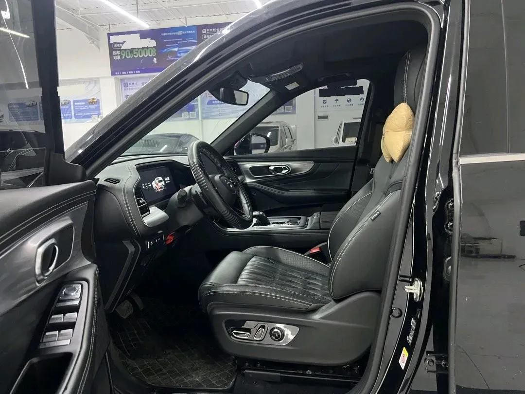 2022 GAC Trumpchi GS8 2.0T 252HP L4 8AT,autocango,china used car exporter,china ev exporter,chinese used car exporter,chinese used ev exporter