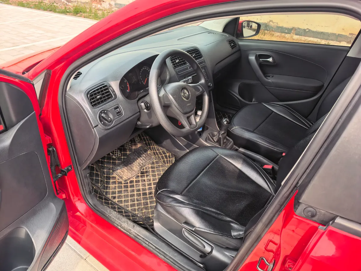 2016 Volkswagen Polo 1.4L 90HP L4 5MT,autocango,china used car exporter,china ev exporter,chinese used car exporter,chinese used ev exporter