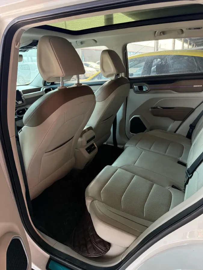 2020 Geely ICON 1.5T 177HP L3 7DCT,autocango,china used car exporter,china ev exporter,chinese used car exporter,chinese used ev exporter