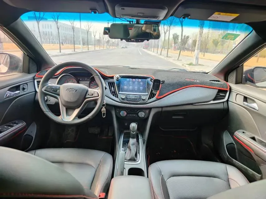 2019 Chevrolet Monza 1.3T 163HP L3 6AT,autocango,china used car exporter,china ev exporter,chinese used car exporter,chinese used ev exporter