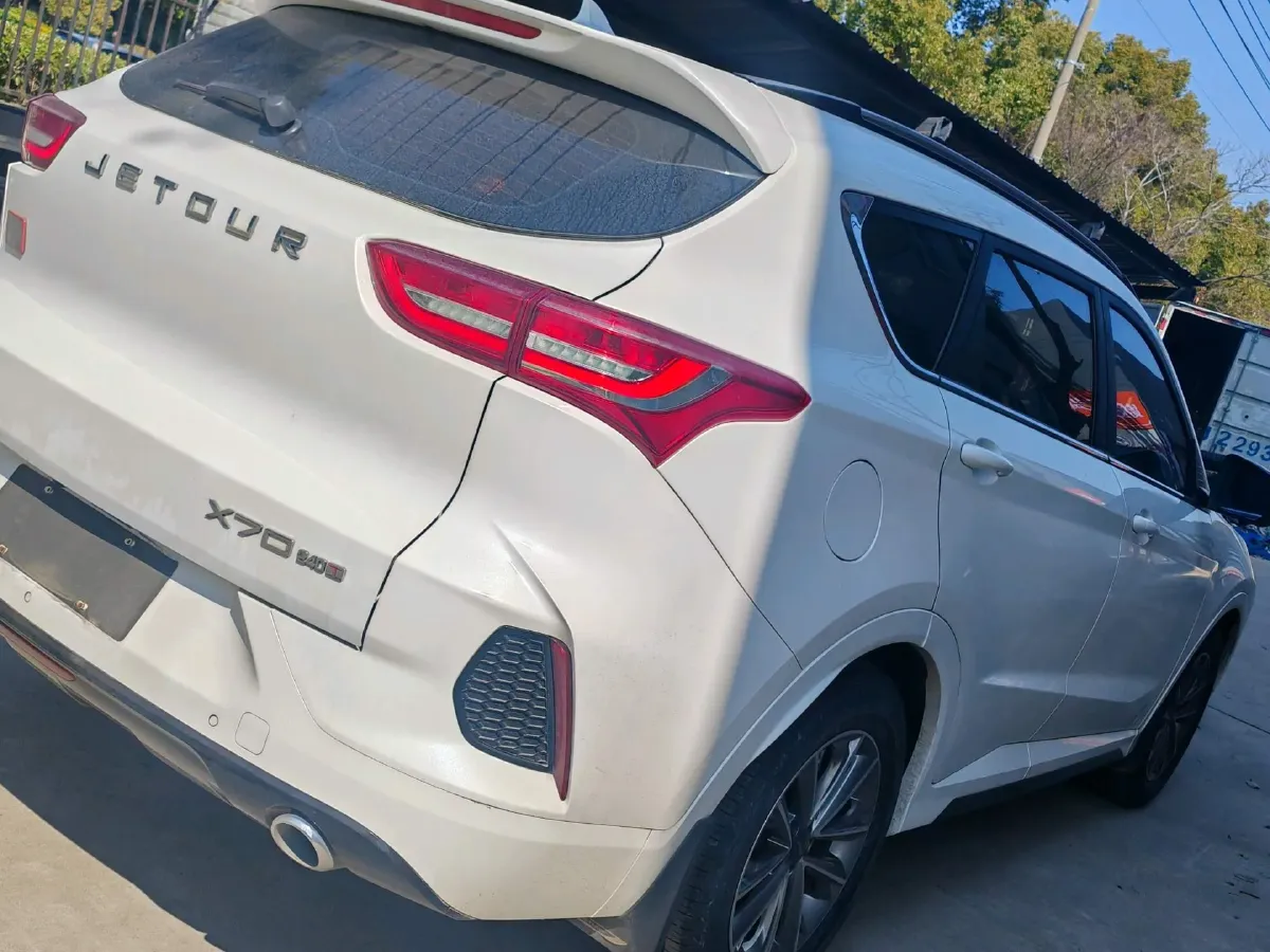 2020 Jetour X70 1.5T 156HP L4 6DCT,autocango,china used car exporter,china ev exporter,chinese used car exporter,chinese used ev exporter
