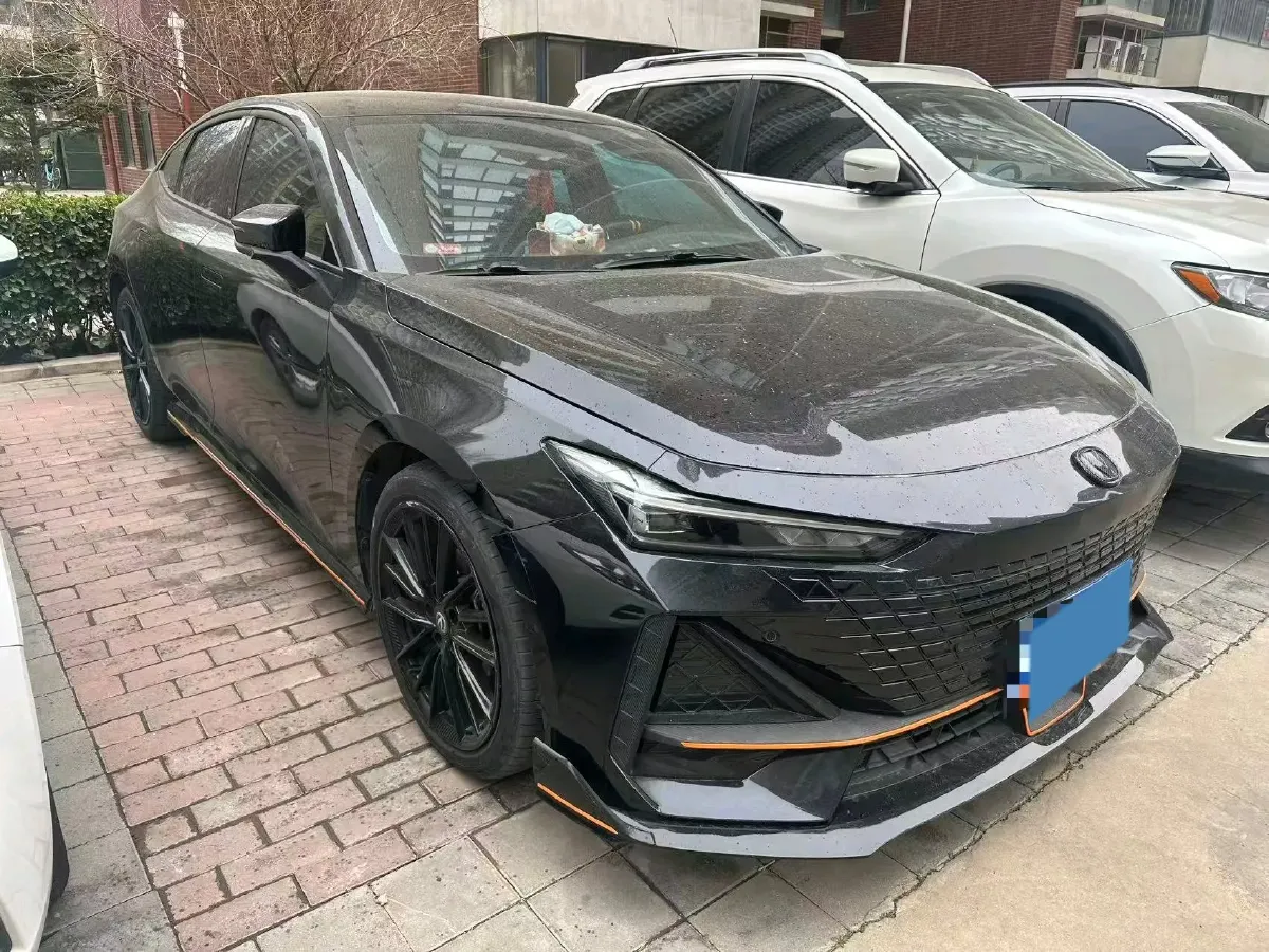 2022 ChangAn UNI-V 1.5T 188HP L4 7DCT,autocango,china used car exporter,china ev exporter,chinese used car exporter,chinese used ev exporter