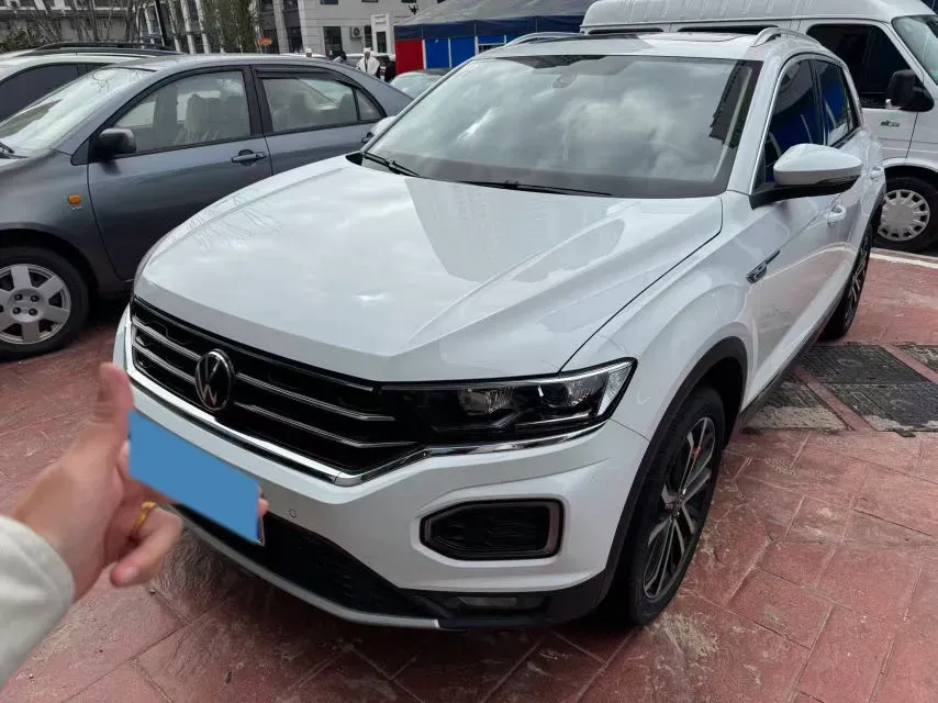 2022 Volkswagen T-Roc 1.4T 150HP L4 7DCT,autocango,china used car exporter,china ev exporter,chinese used car exporter,chinese used ev exporter
