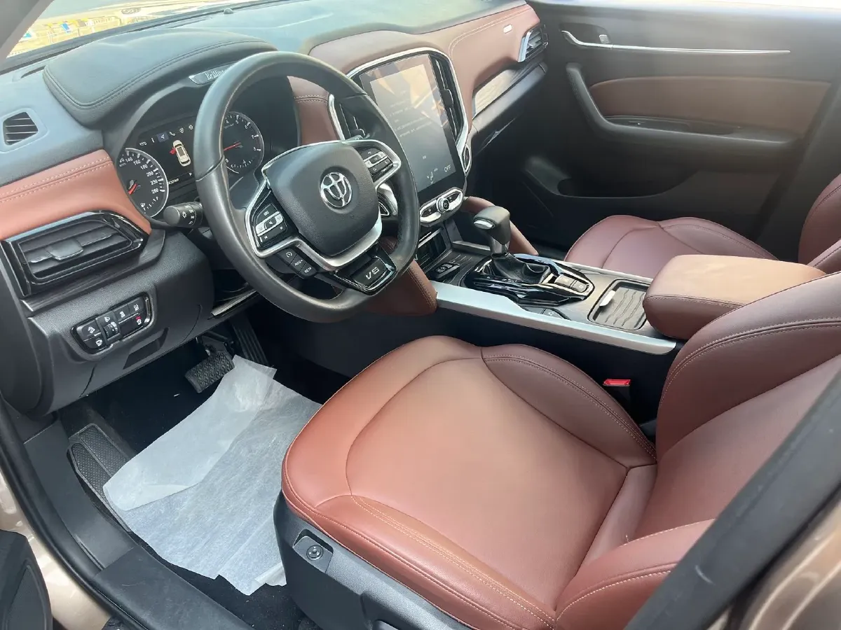 2018 Brilliance Auto V6 1.5T 150HP L4 7DCT,autocango,china used car exporter,china ev exporter,chinese used car exporter,chinese used ev exporter