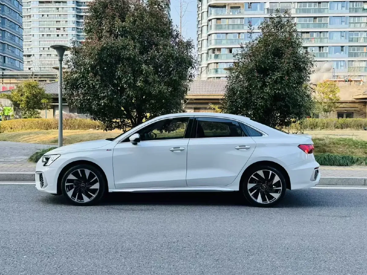 2022 Audi A3 1.4T 150HP L4 7DCT,autocango,china used car exporter,china ev exporter,chinese used car exporter,chinese used ev exporter