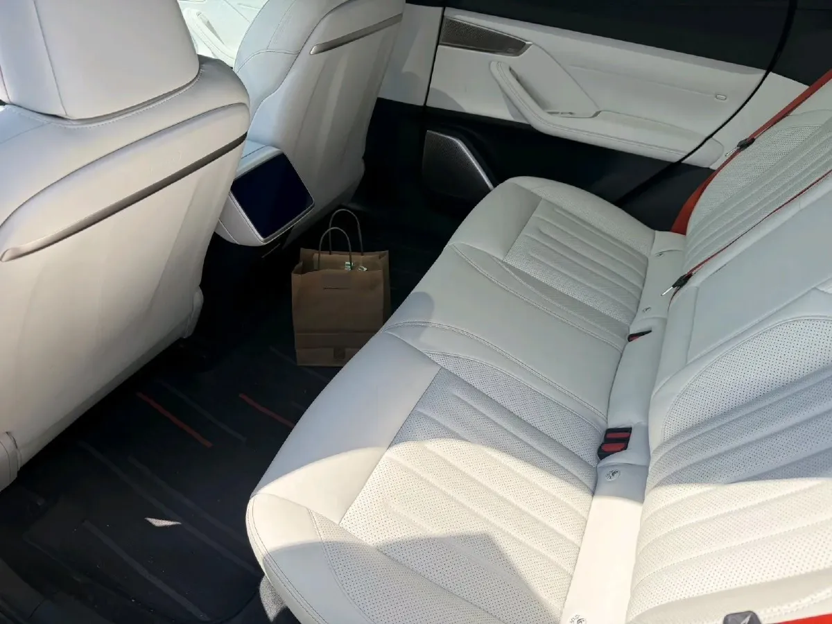 2024 ONVO L60 BEV 60KWH,autocango,china used car exporter,china ev exporter,chinese used car exporter,chinese used ev exporter