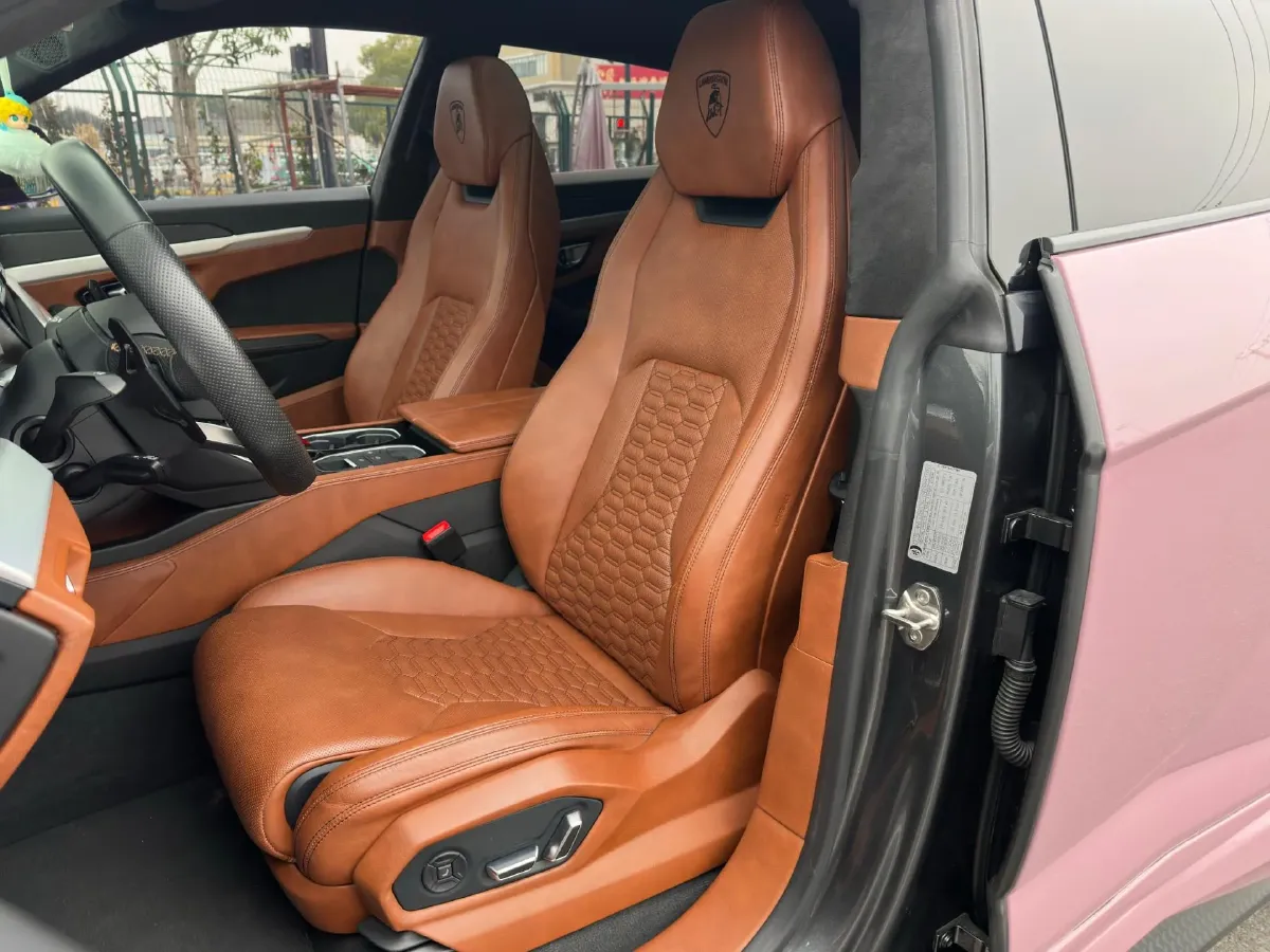 2018 Lamborghini Urus 4.0T 650HP V8 8AT,autocango,china used car exporter,china ev exporter,chinese used car exporter,chinese used ev exporter