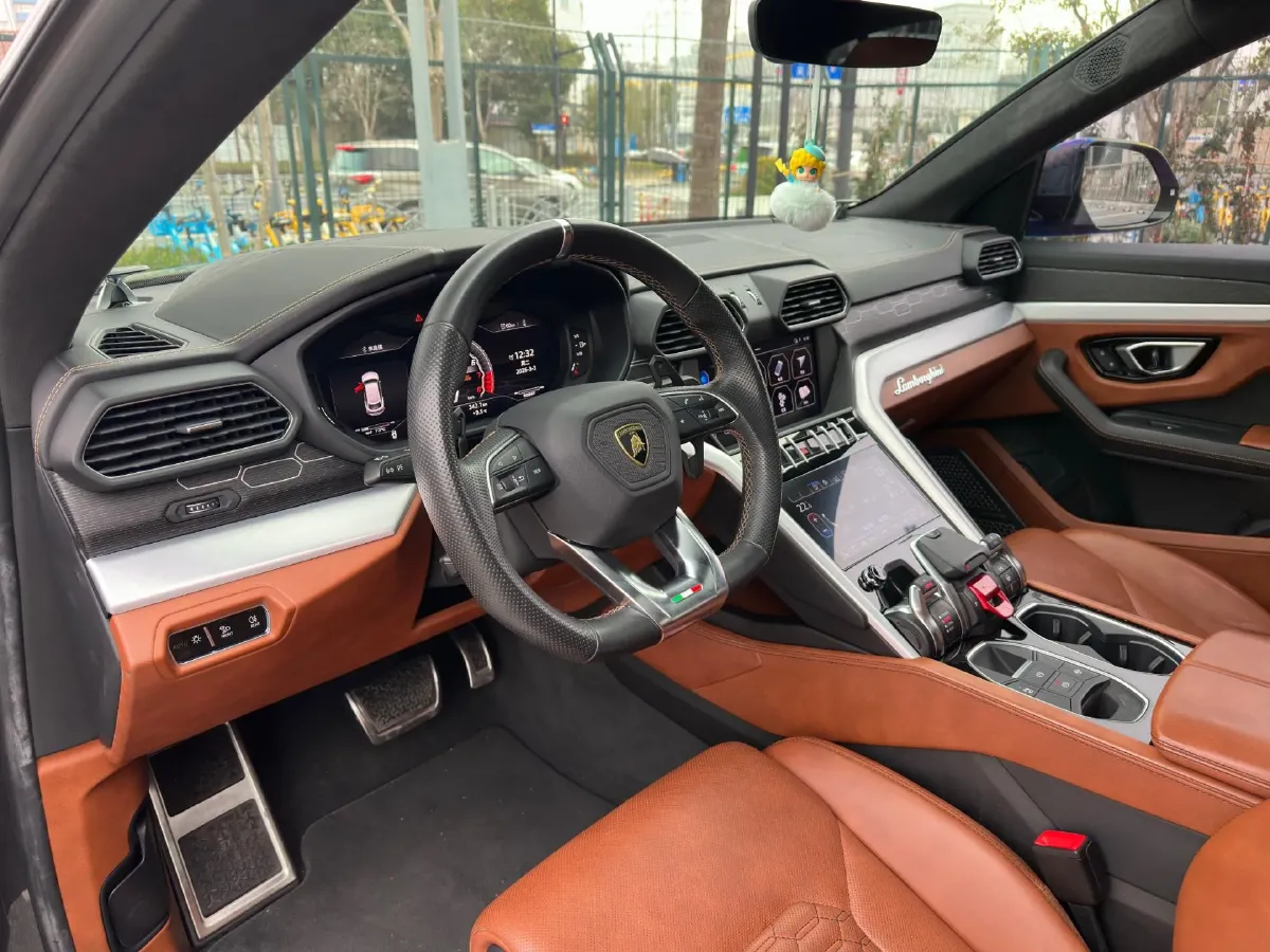 2018 Lamborghini Urus 4.0T 650HP V8 8AT,autocango,china used car exporter,china ev exporter,chinese used car exporter,chinese used ev exporter