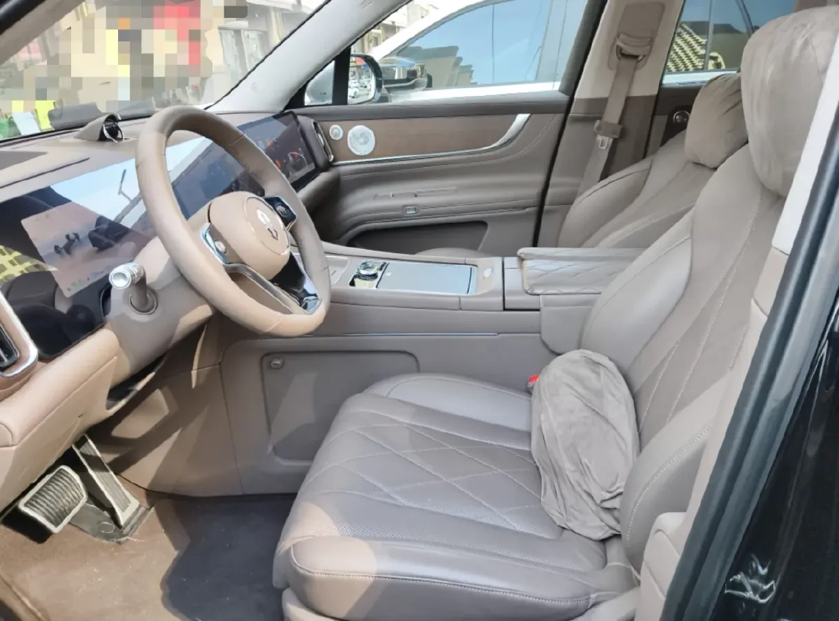 2024 AITO AITO M9 1.5T 152HP L4 REEV 42KWH,autocango,china used car exporter,china ev exporter,chinese used car exporter,chinese used ev exporter