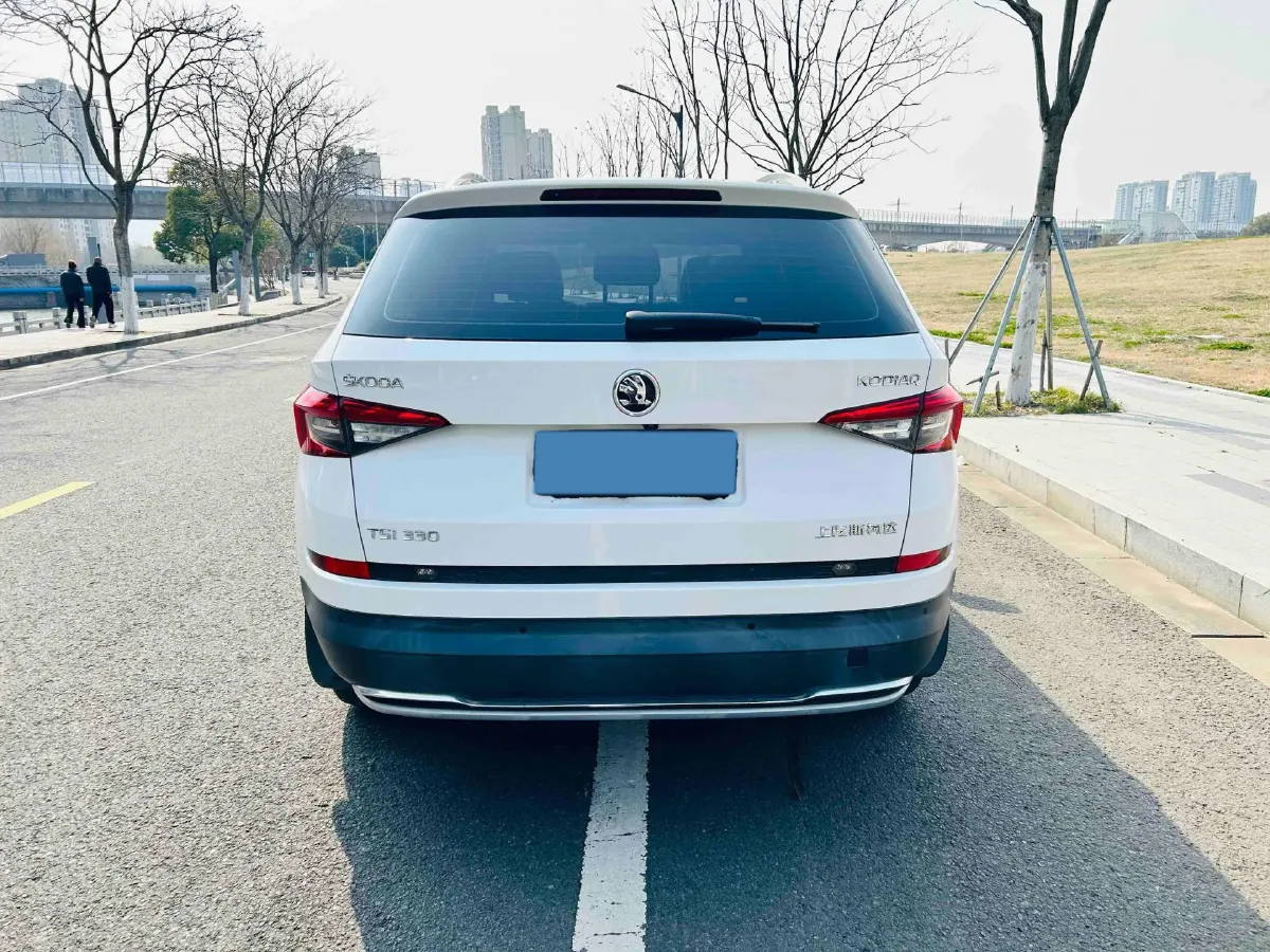 2018 Skoda Kodiak 2.0T 186HP L4 7DCT,autocango,china used car exporter,china ev exporter,chinese used car exporter,chinese used ev exporter