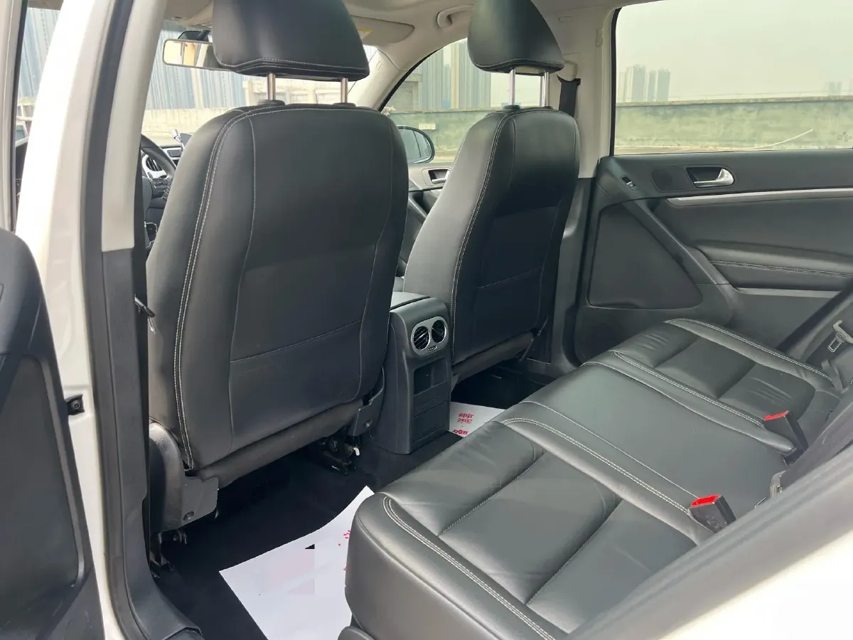 2017 Haval H9 2.0T 190HP L4 8AT,autocango,china used car exporter,china ev exporter,chinese used car exporter,chinese used ev exporter