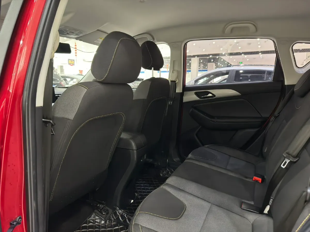 2021 BeiJing Auto X3 1.5T 150HP L4 6MT,autocango,china used car exporter,china ev exporter,chinese used car exporter,chinese used ev exporter