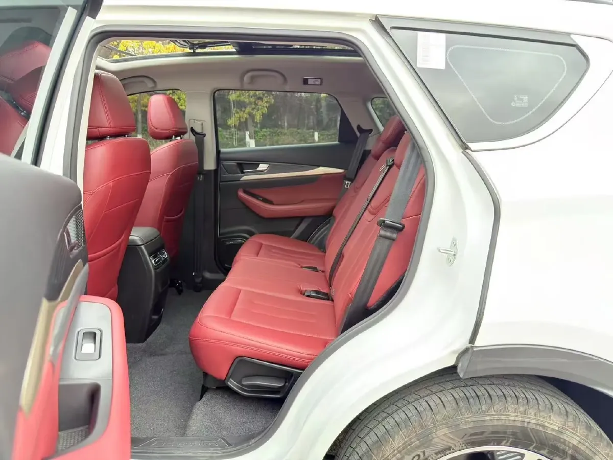 2025 Fulwin FulwinT8 1.5T 156HP L4 1DHT PHEV 18.67KWH,autocango,china used car exporter,china ev exporter,chinese used car exporter,chinese used ev exporter