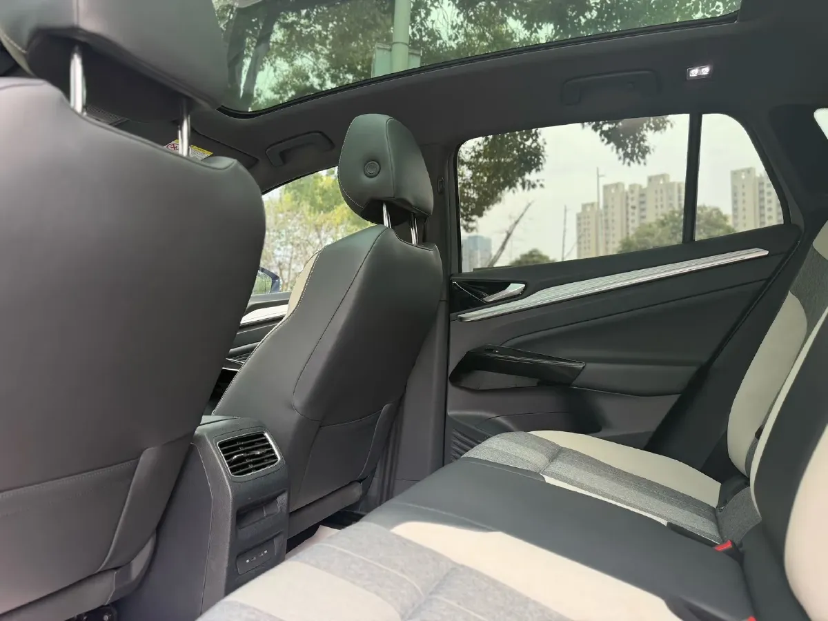 2022 Chevrolet Menlo BEV 61.1KWH,autocango,china used car exporter,china ev exporter,chinese used car exporter,chinese used ev exporter