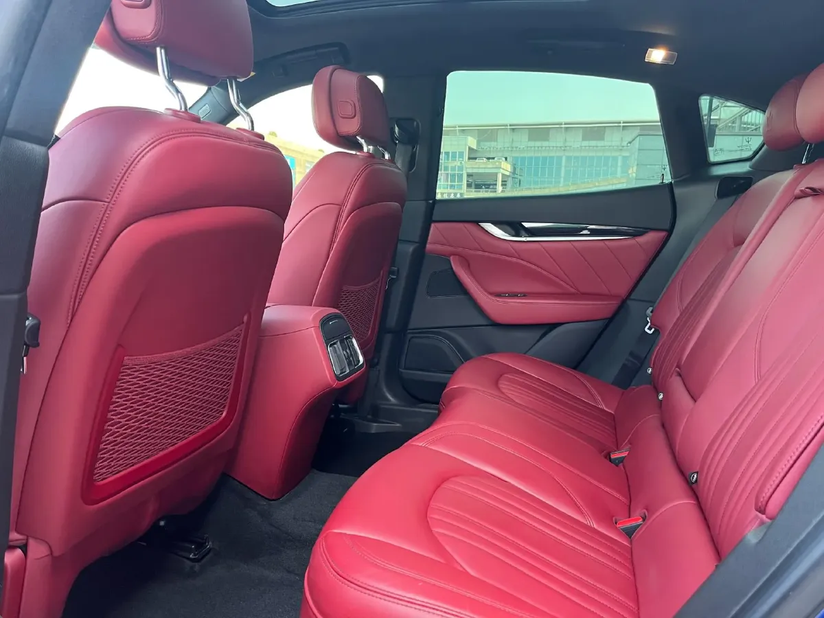 2019 Maserati Levante 3.0T 350HP V6 8AT,autocango,china used car exporter,china ev exporter,chinese used car exporter,chinese used ev exporter