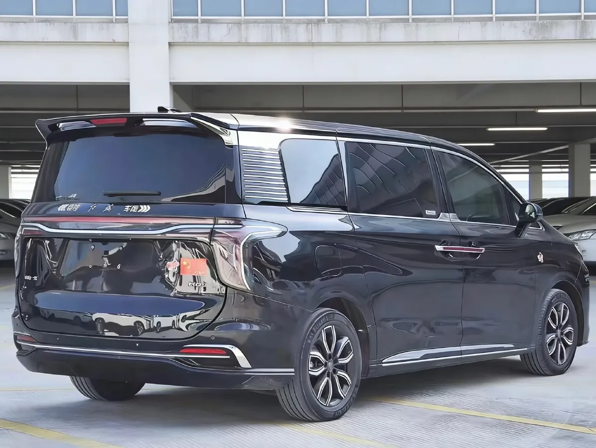 2023 HongQi HQ9 2.0T 252HP L4 8AT,autocango,china used car exporter,china ev exporter,chinese used car exporter,chinese used ev exporter