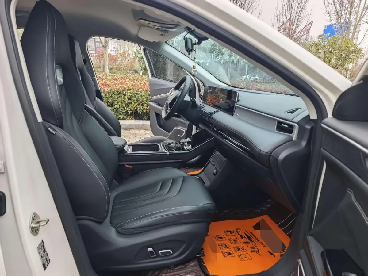 2022 GAC Trumpchi GS3 1.5T 169HP L4 6AT,autocango,china used car exporter,china ev exporter,chinese used car exporter,chinese used ev exporter