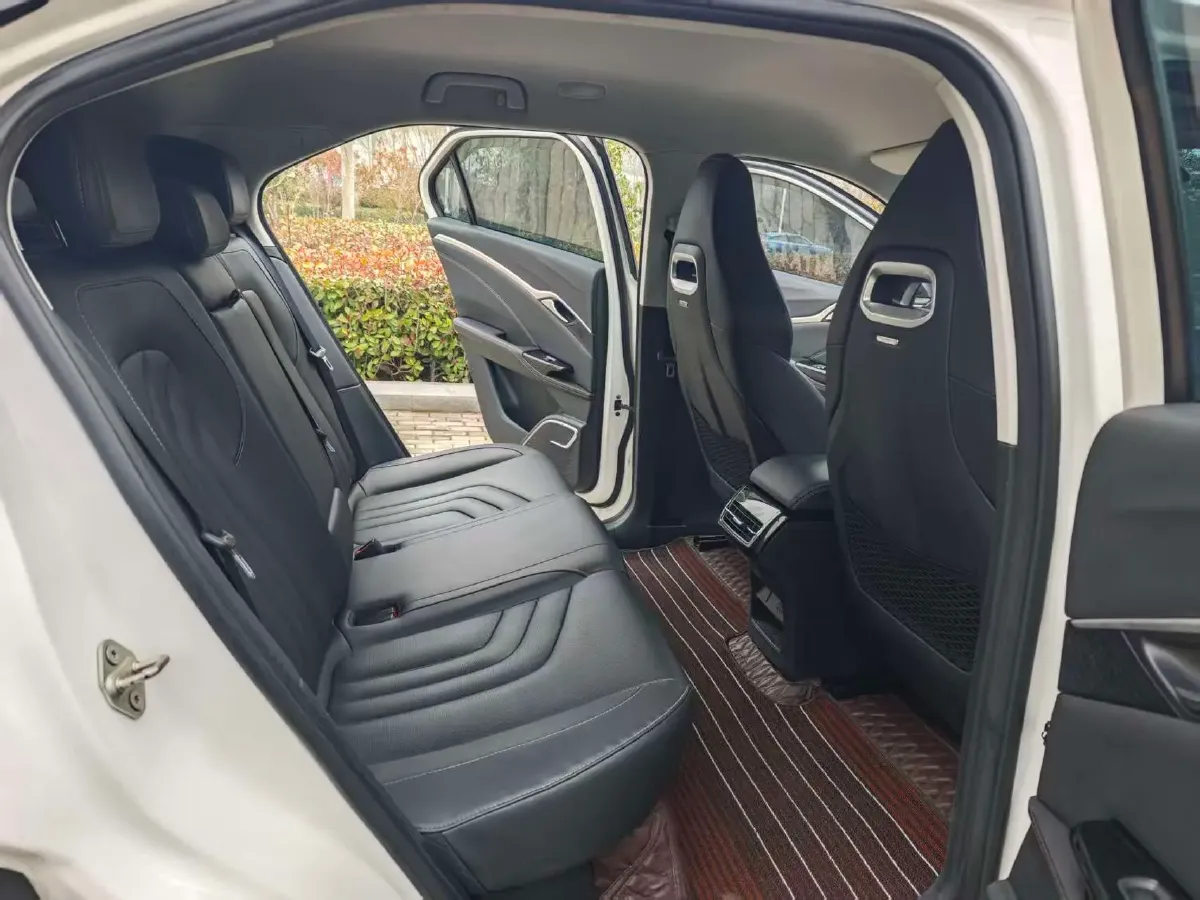 2022 GAC Trumpchi GS3 1.5T 169HP L4 6AT,autocango,china used car exporter,china ev exporter,chinese used car exporter,chinese used ev exporter