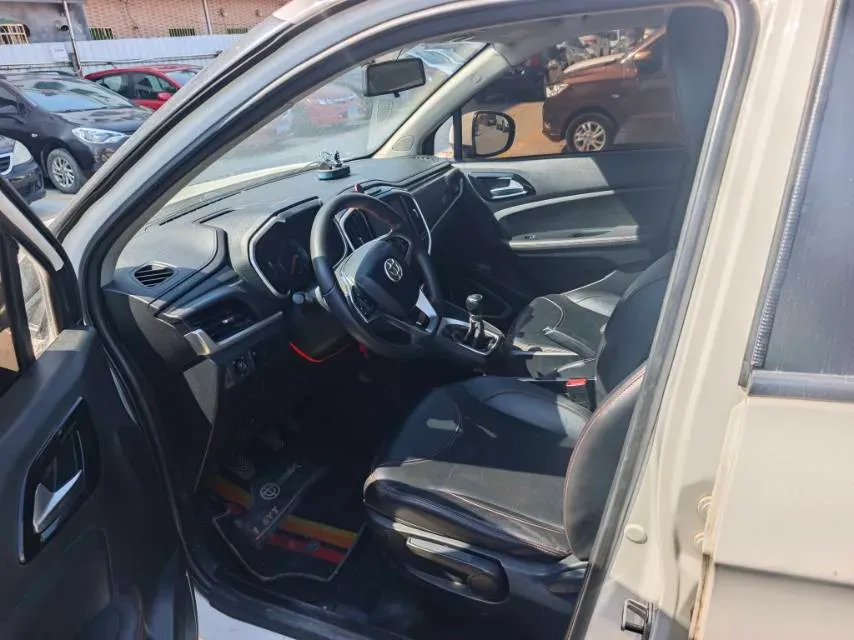 2017 Brilliance Auto V3 1.5L 112HP L4 5AT,autocango,china used car exporter,china ev exporter,chinese used car exporter,chinese used ev exporter