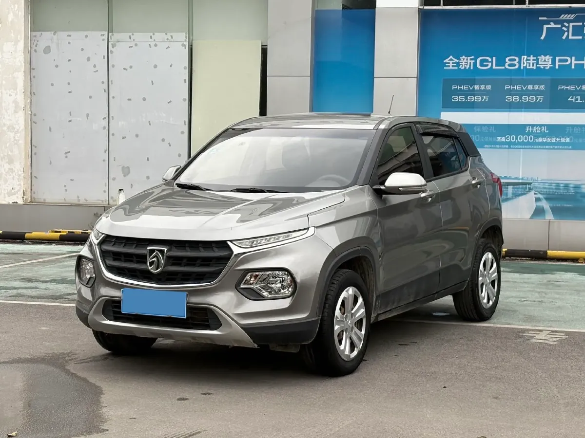 2017 BaoJun 510 1.5L 112HP L4 6MT,autocango,china used car exporter,china ev exporter,chinese used car exporter,chinese used ev exporter