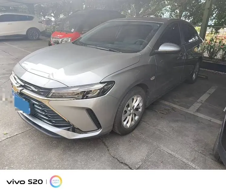 2024 Chevrolet Monza 1.5L 113HP L4 6DCT,autocango,china used car exporter,china ev exporter,chinese used car exporter,chinese used ev exporter