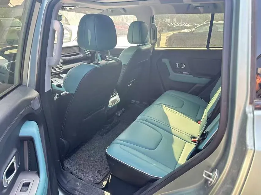 2025 Jetour Freeman 2.0T 254HP L4 8AT,autocango,china used car exporter,china ev exporter,chinese used car exporter,chinese used ev exporter