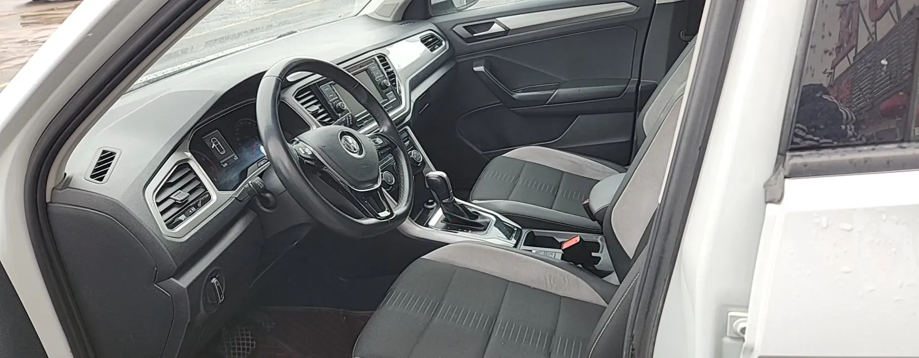 2020 Volkswagen T-Roc 1.4T 150HP L4 7DCT,autocango,china used car exporter,china ev exporter,chinese used car exporter,chinese used ev exporter