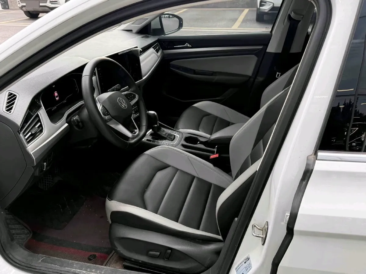 2023 Volkswagen Bora 1.5T 160HP L4 7DCT,autocango,china used car exporter,china ev exporter,chinese used car exporter,chinese used ev exporter
