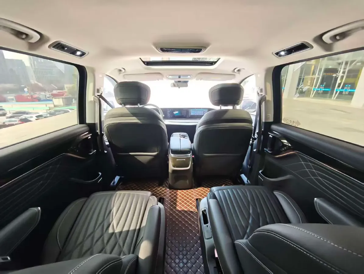 2022 MAXUS G90 2.0T 234HP L4 8AT,autocango,china used car exporter,china ev exporter,chinese used car exporter,chinese used ev exporter