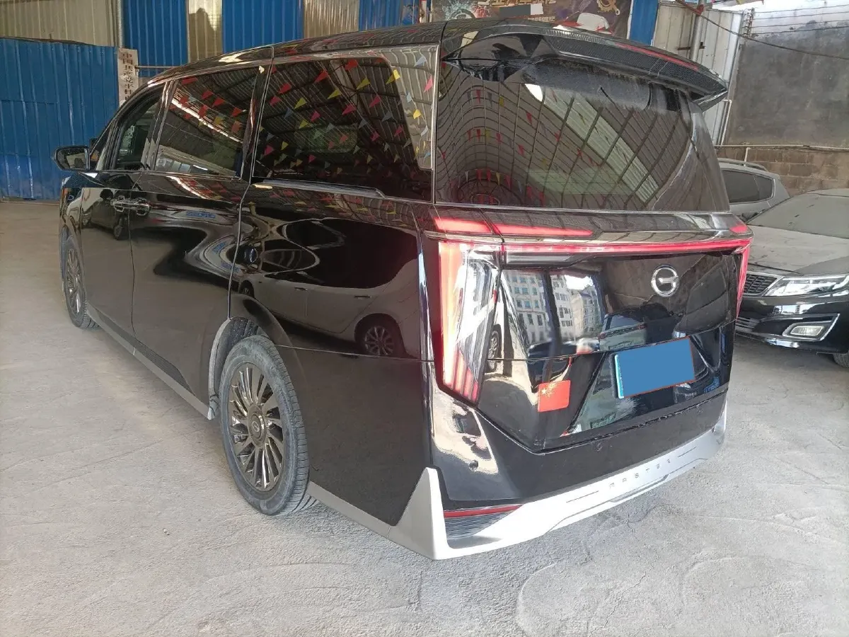 2023 GAC Trumpchi M8 2.0T 252HP L4 8AT,autocango,china used car exporter,china ev exporter,chinese used car exporter,chinese used ev exporter