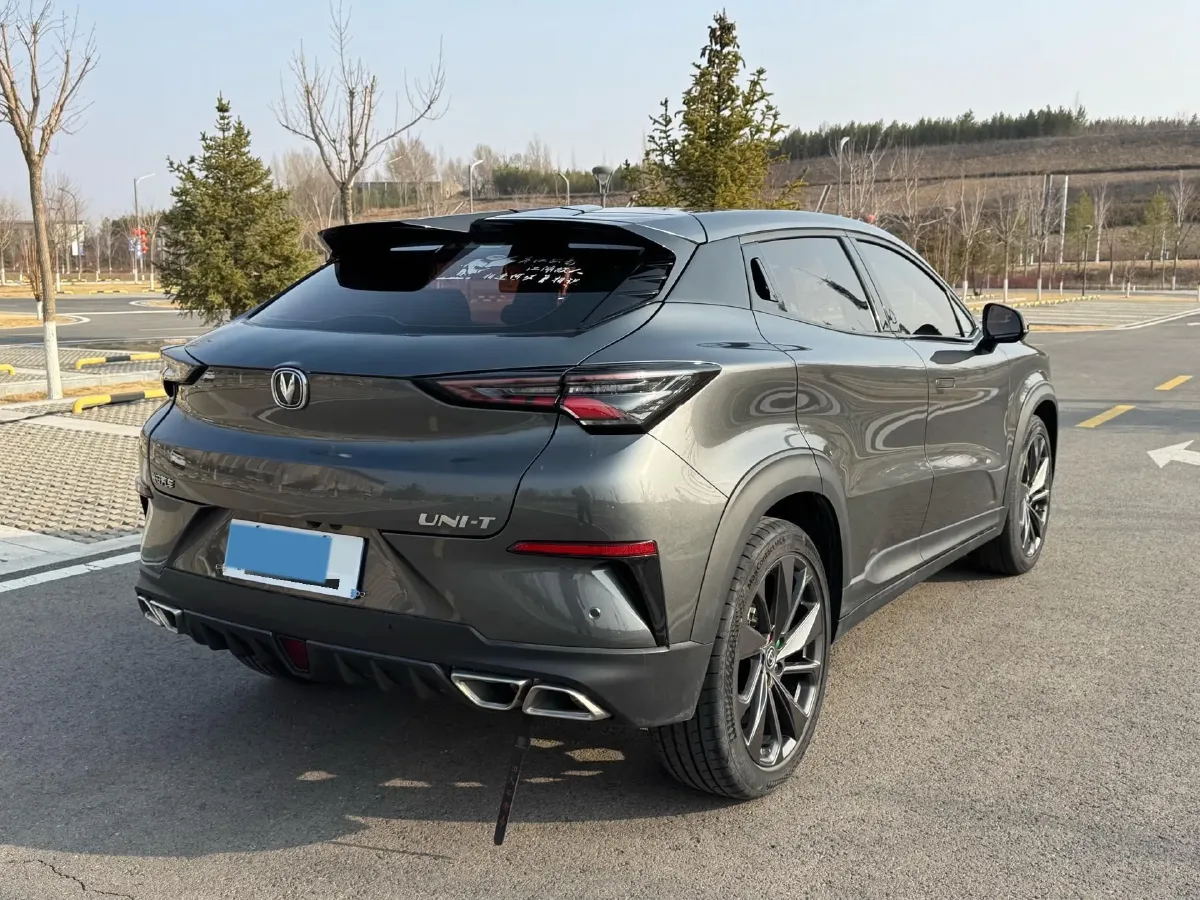 2020 ChangAn UNI-T 1.5T 180HP L4 7DCT,autocango,china used car exporter,china ev exporter,chinese used car exporter,chinese used ev exporter