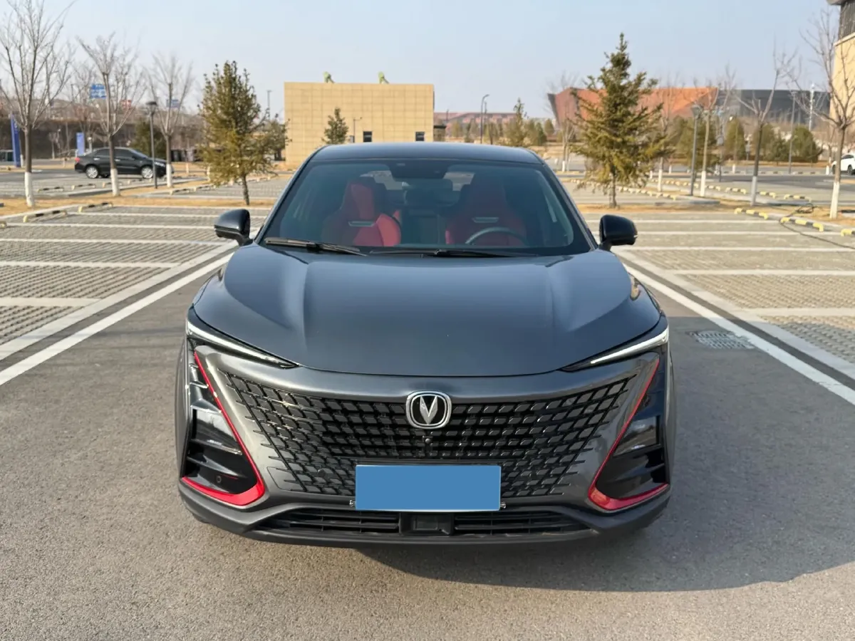 2020 ChangAn UNI-T 1.5T 180HP L4 7DCT,autocango,china used car exporter,china ev exporter,chinese used car exporter,chinese used ev exporter