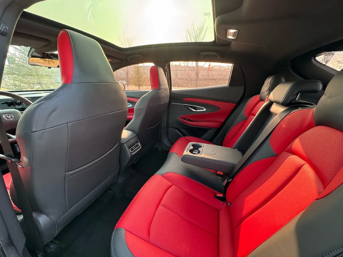 2020 ChangAn UNI-T 1.5T 180HP L4 7DCT,autocango,china used car exporter,china ev exporter,chinese used car exporter,chinese used ev exporter