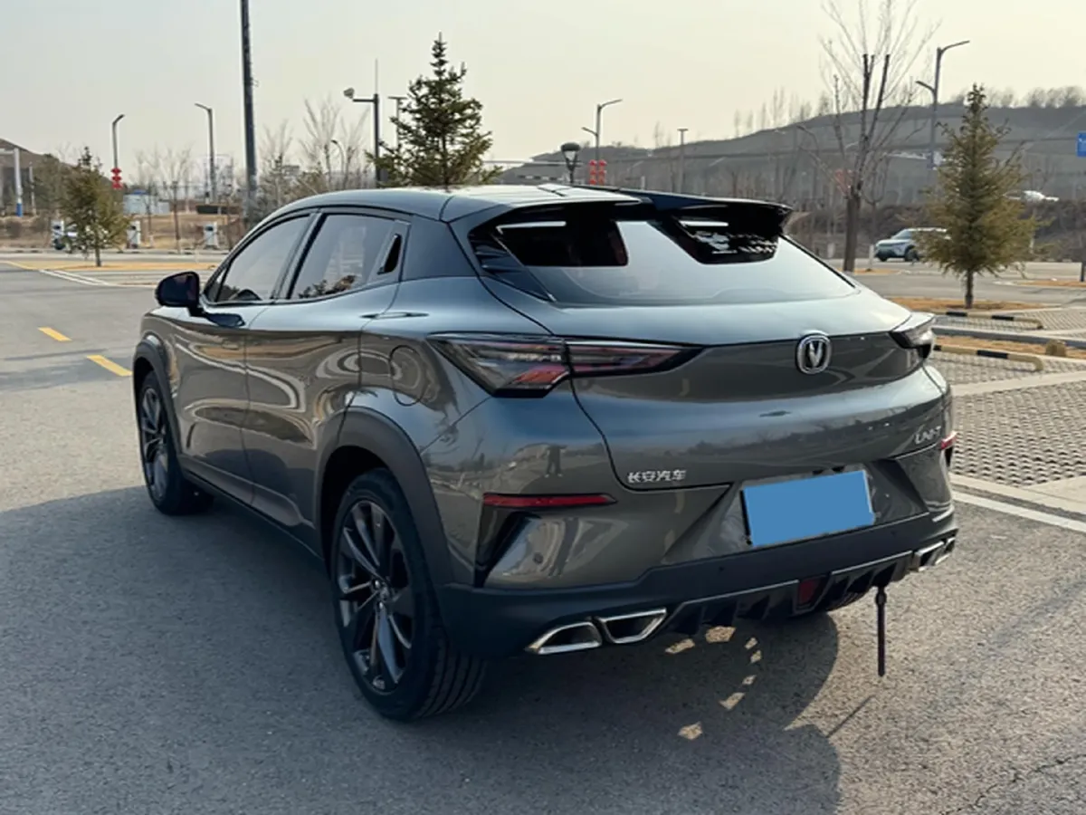 2020 ChangAn UNI-T 1.5T 180HP L4 7DCT,autocango,china used car exporter,china ev exporter,chinese used car exporter,chinese used ev exporter