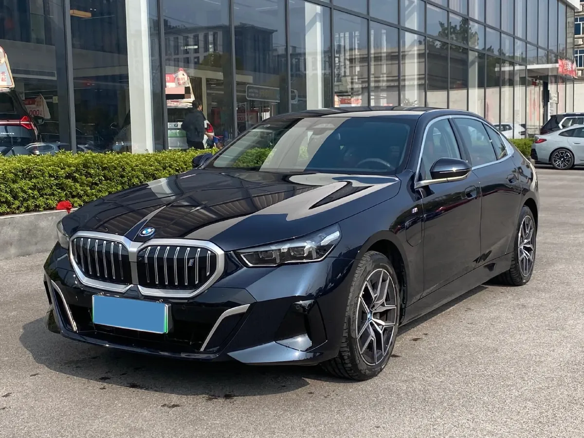2025 BMW i5 BEV 96.96KWH,autocango,china used car exporter,china ev exporter,chinese used car exporter,chinese used ev exporter