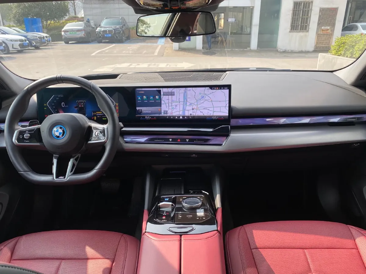 2025 BMW i5 BEV 96.96KWH,autocango,china used car exporter,china ev exporter,chinese used car exporter,chinese used ev exporter