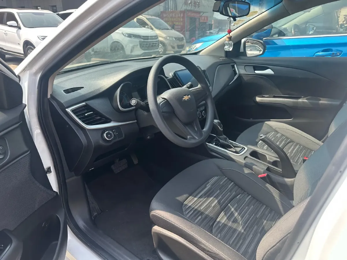 2019 Chevrolet Cavalier 1.5L 113HP L4 6AT,autocango,china used car exporter,china ev exporter,chinese used car exporter,chinese used ev exporter