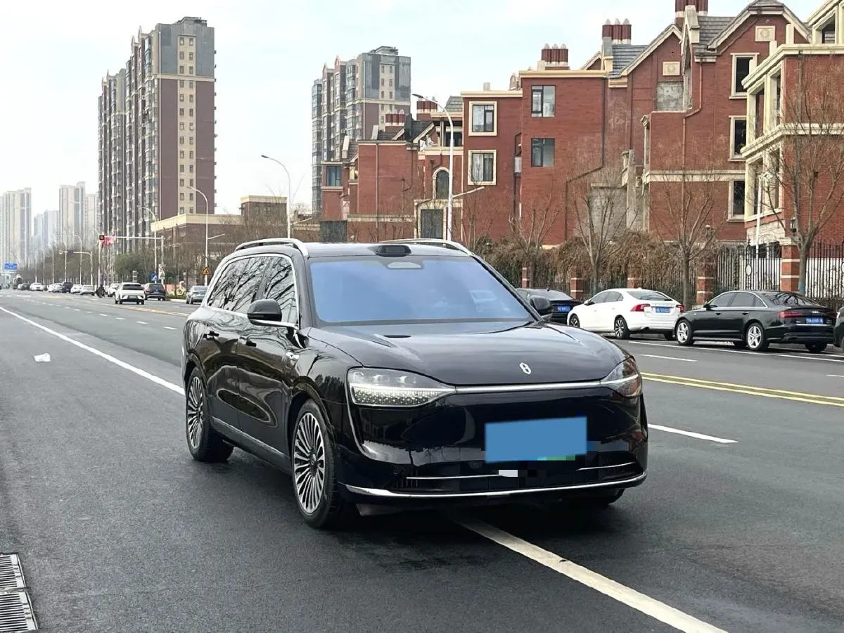 2025 AITO AITO M9 REEV 160HP REEV 52KWH,autocango,china used car exporter,china ev exporter,chinese used car exporter,chinese used ev exporter