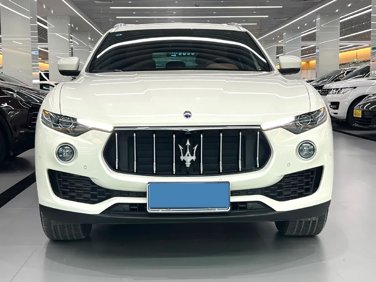 2021 Maserati Levante 3.0T 350HP V6 8AT,autocango,china used car exporter,china ev exporter,chinese used car exporter,chinese used ev exporter